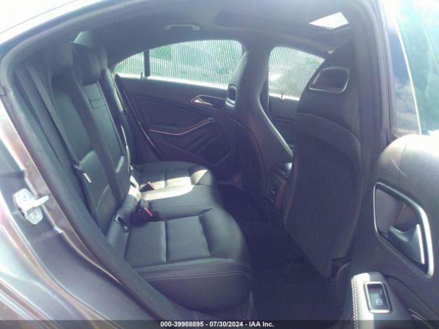 WDDSJ4GB5HN418773 Mercedes-Benz CLA 250 4MATIC