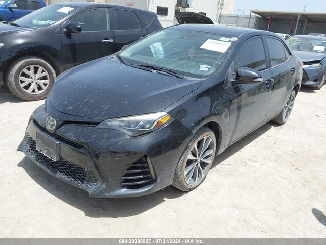 Toyota COROLLA SE 2017 5YFBURHE7HP683415 Image 2