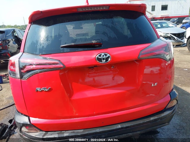 Toyota RAV4 LE 2018 JTMZFREV6JJ179610 Image 17