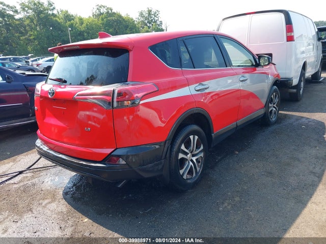 Toyota RAV4 LE 2018 JTMZFREV6JJ179610 Image 4