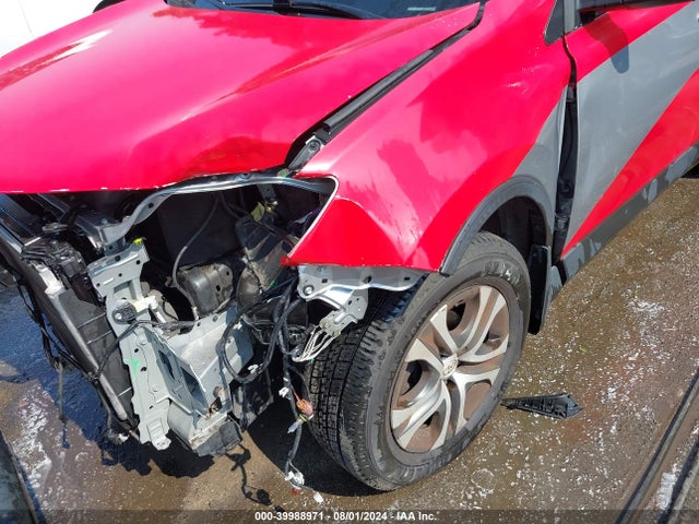Toyota RAV4 LE 2018 JTMZFREV6JJ179610 Image 6