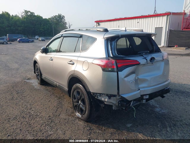 Toyota RAV4 LE 2017 2T3BFREV3HW648276 Image 3