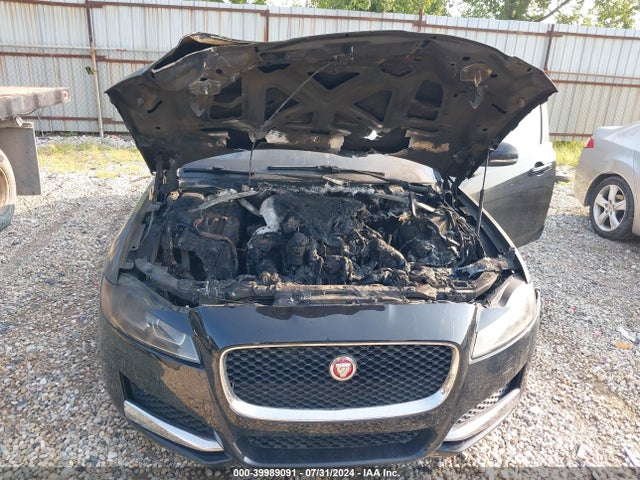 2018 JAGUAR XF SAJBS4FX6JCY69766 Photo 5