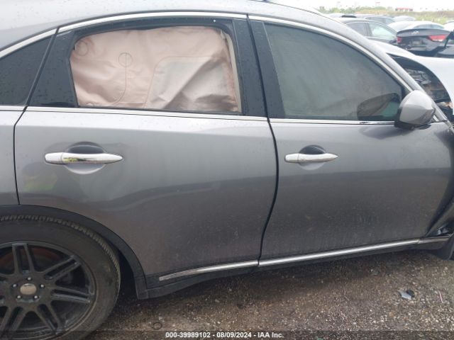 JN8CS1MU2FM381902 Infiniti QX70