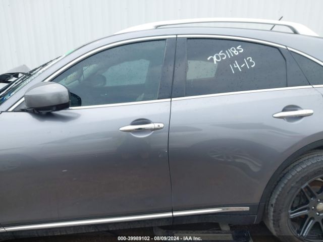 JN8CS1MU2FM381902 Infiniti QX70