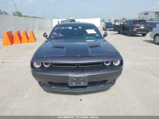 2C3CDZAT9FH758765 Dodge Challenger R/t