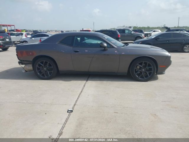 2C3CDZAT9FH758765 Dodge Challenger R/t