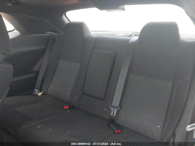 2C3CDZAT9FH758765 Dodge Challenger R/t