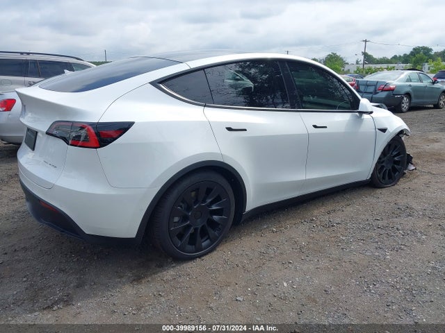 2021 TESLA MODEL Y 5YJYGDEE0MF072494 Photo 3