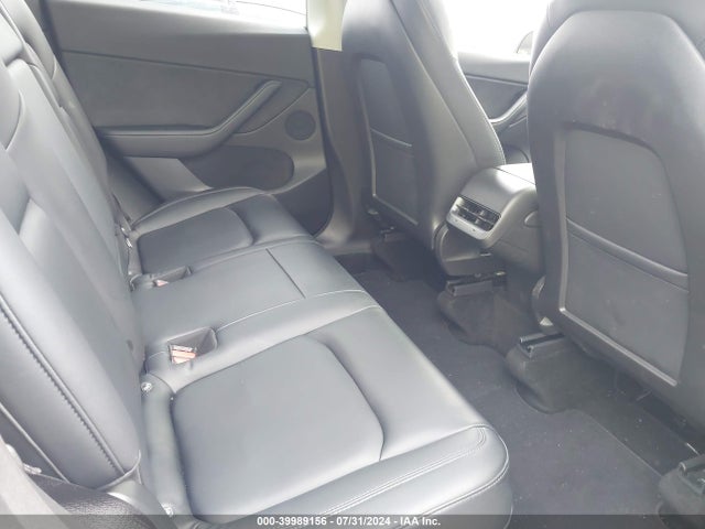 2021 TESLA MODEL Y 5YJYGDEE0MF072494 Photo 7