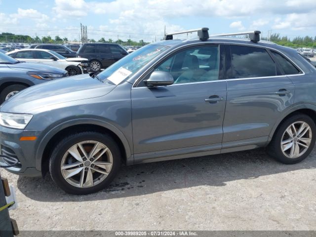 WA1EFCFS8GR010709 Audi Q3 2.0t Premium Plus