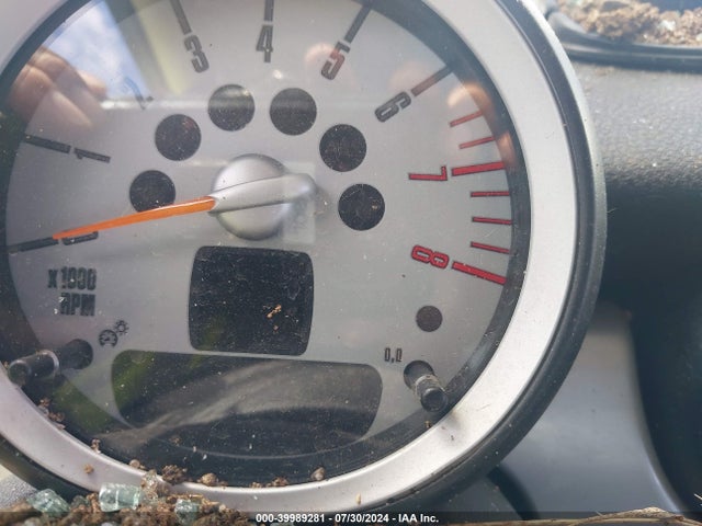 2008 MINI COOPER S CLUBMAN WMWMM33558TP87548 Photo 6