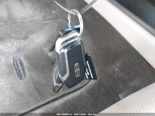 3LN6L2GK8GR625269 Lincoln MKZ