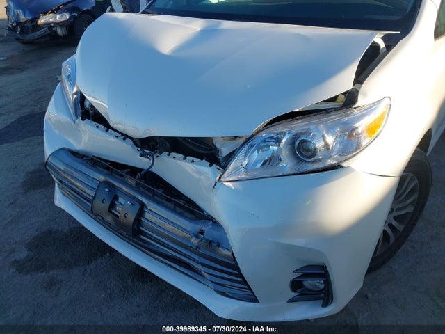 Toyota Sienna Xle 8 Passenger 2018 5TDYZ3DC5JS921403 Image 6
