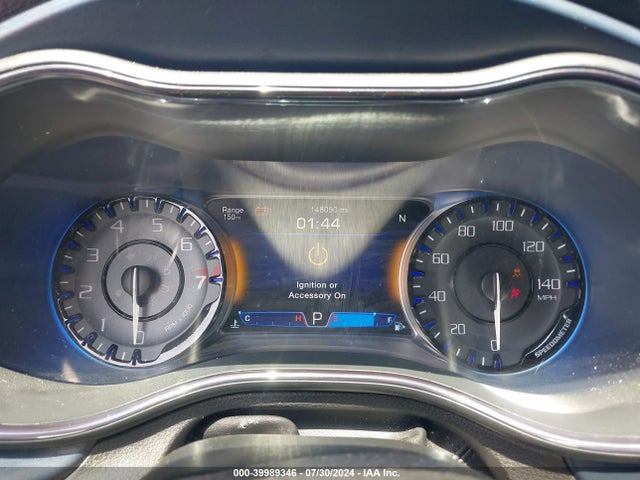 1C3CCCDG0FN644448 Chrysler 200 S