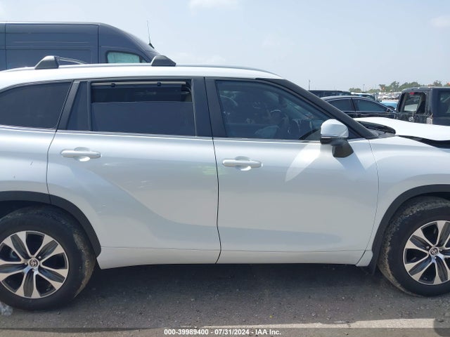Toyota Highlander Xle 2023 5TDKDRBH7PS015980 Image 13