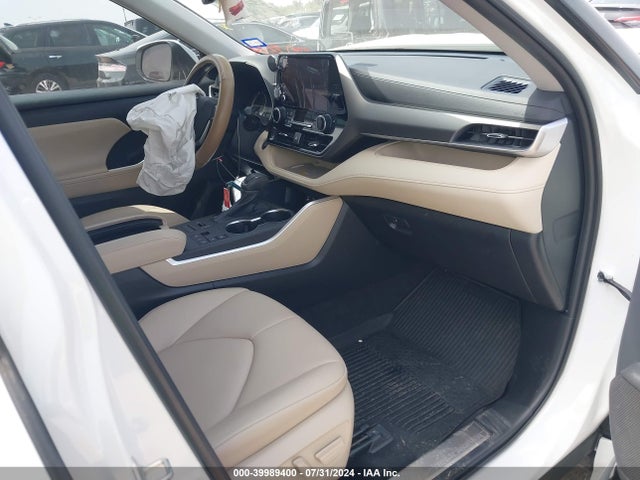 Toyota Highlander Xle 2023 5TDKDRBH7PS015980 Image 5