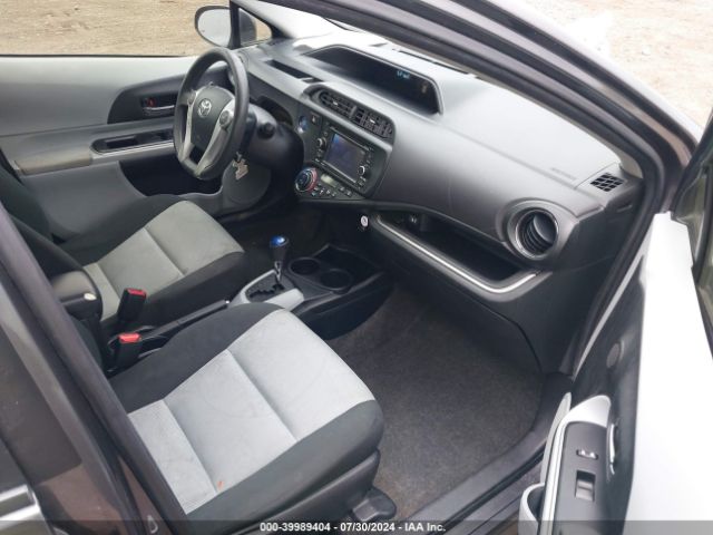 JTDKDTB32E1079405 Toyota Prius C Three