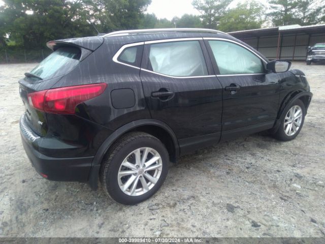 JN1BJ1CP3HW011073 Nissan Rogue Sport Sv