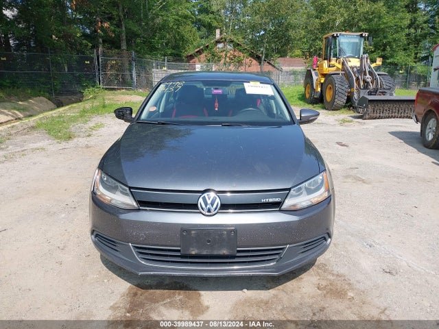 3VW637AJ3EM229663 Volkswagen Jetta Hybrid Se