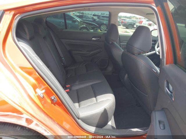 1N4BL4CV8NN424735 Nissan Altima Sr Fwd