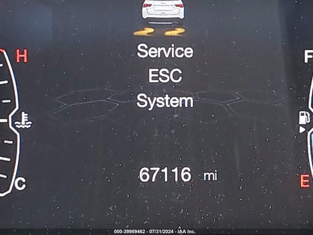 3C4NJCBB3JT240926 Jeep Compass Latitude Fwd