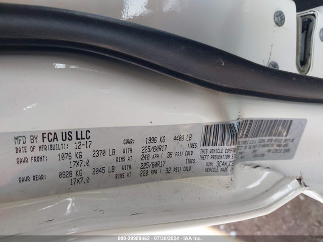 3C4NJCBB3JT240926 Jeep Compass Latitude Fwd