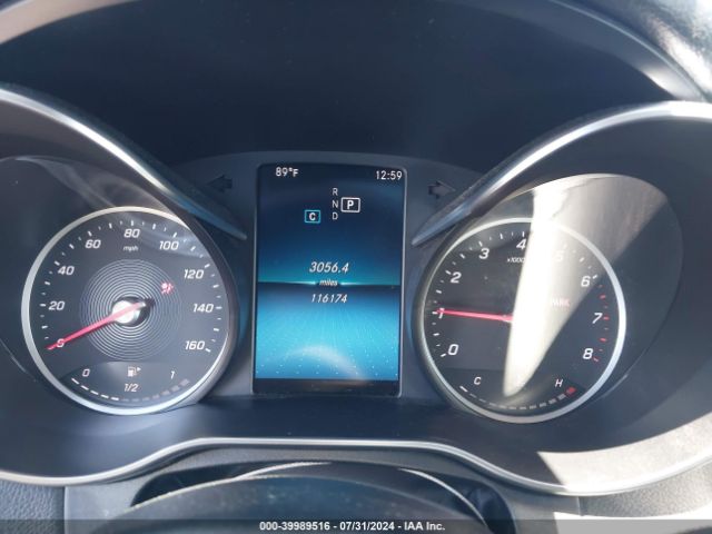 WDDWJ8DBXKF785439 Mercedes-Benz C 300
