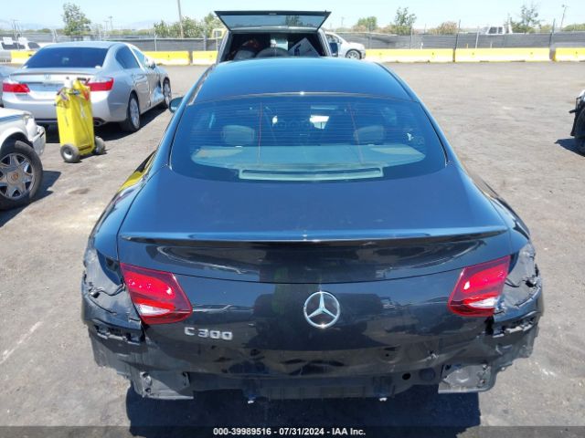 WDDWJ8DBXKF785439 Mercedes-Benz C 300