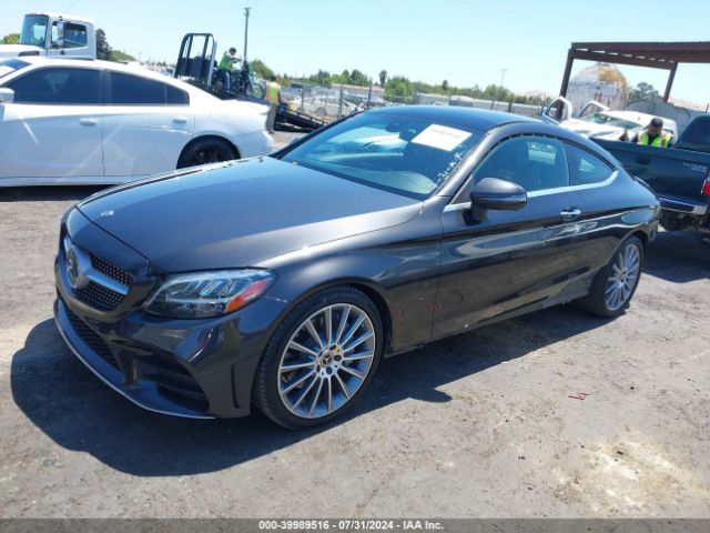 WDDWJ8DBXKF785439 Mercedes-Benz C 300