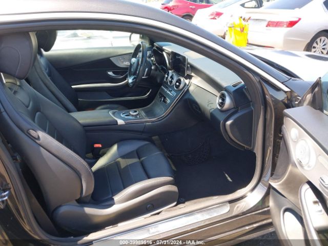 WDDWJ8DBXKF785439 Mercedes-Benz C 300