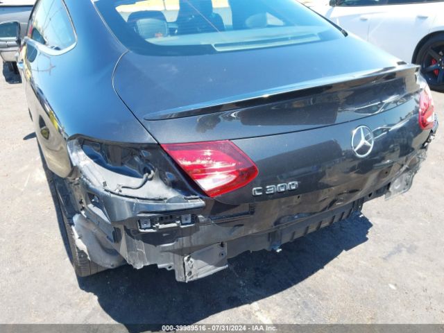WDDWJ8DBXKF785439 Mercedes-Benz C 300