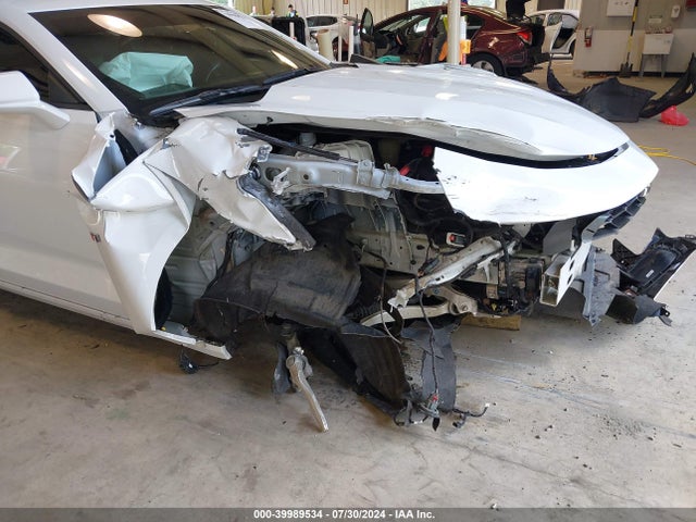 Chevrolet Camaro 2lt 2019 1G1FD1RX7K0127876 Image 6