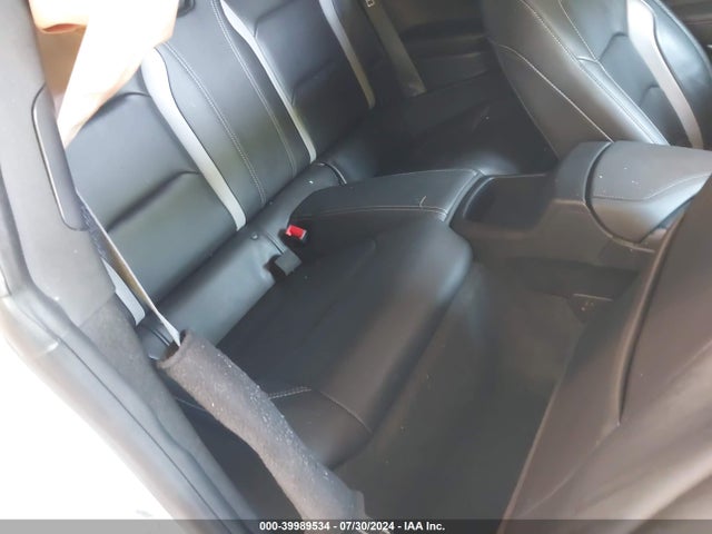 Chevrolet Camaro 2lt 2019 1G1FD1RX7K0127876 Image 8