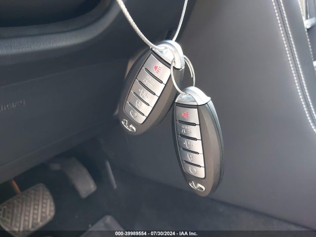 JN8AZ2AD5N9870566 Infiniti Qx80 Premium Select