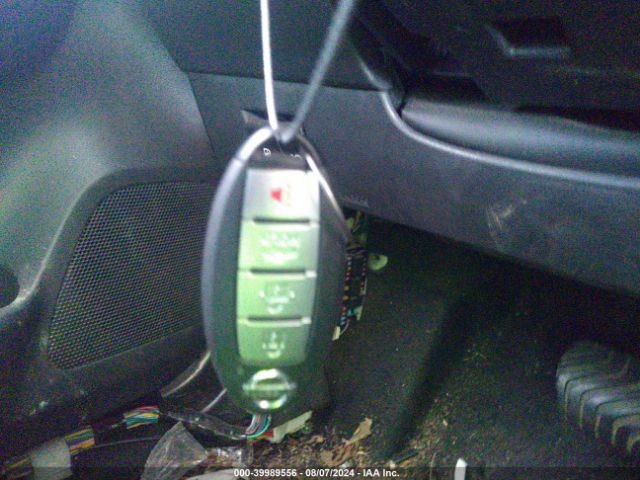 3N1CN8EV1ML876993 Nissan Versa Sv Xtronic Cvt