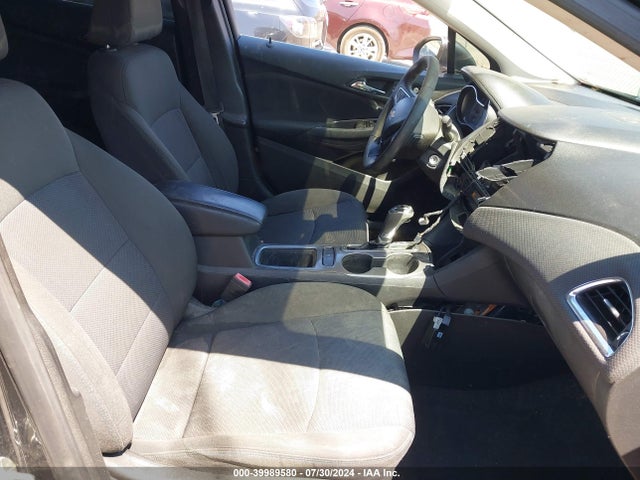 Chevrolet Cruze Lt Auto 2018 1G1BE5SM1J7157996 Image 5