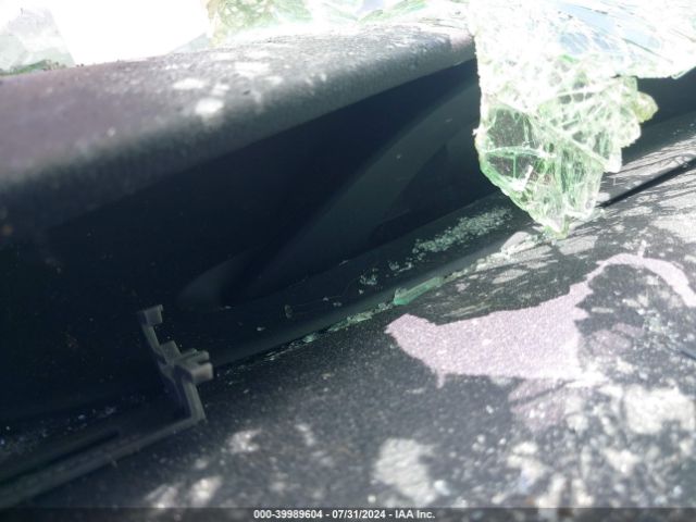 JTDKAMFU1N3189545 Toyota Prius L