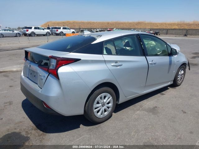 JTDKAMFU1N3189545 Toyota Prius L