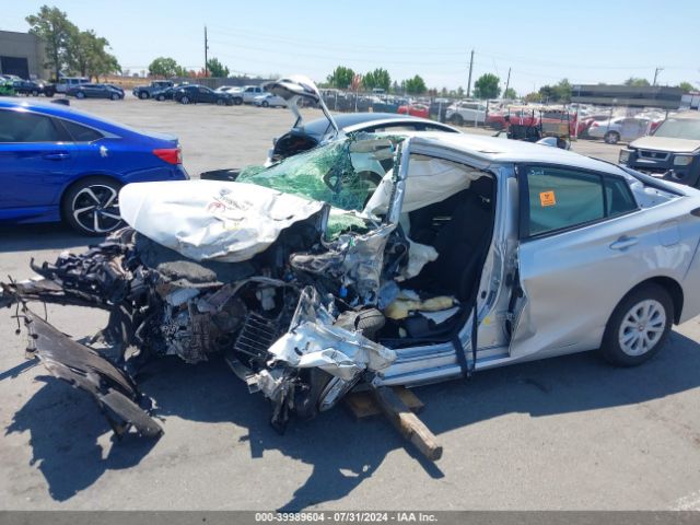 JTDKAMFU1N3189545 Toyota Prius L