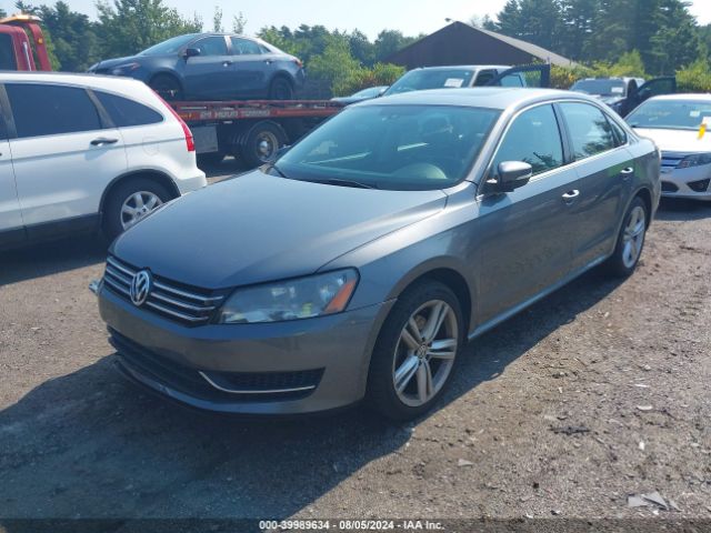 1VWBT7A35EC041020 Volkswagen Passat 1.8t Se