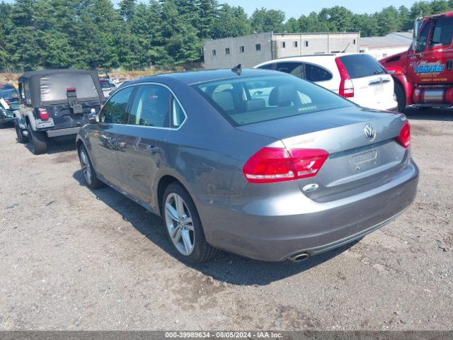 1VWBT7A35EC041020 Volkswagen Passat 1.8t Se