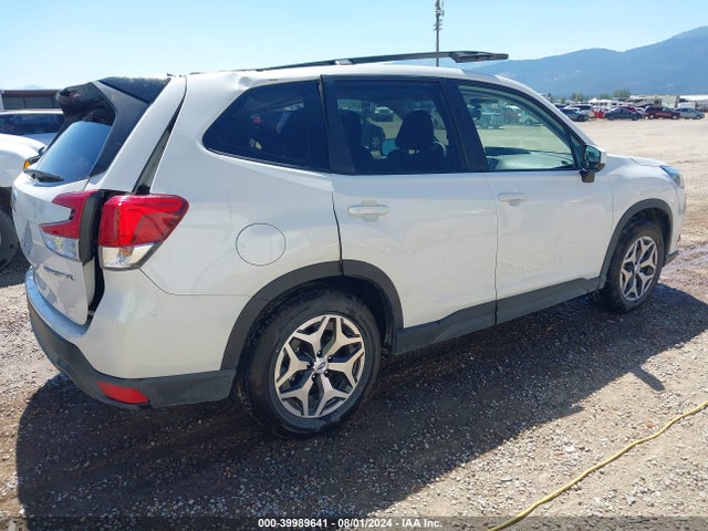 Subaru Forester Premium 2024 JF2SKACC3RH494384 Image 4