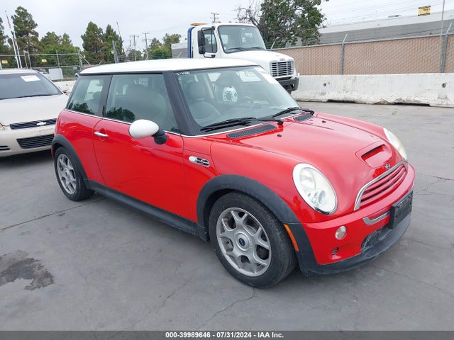 2006 MINI COOPER S WMWRE335X6TJ35671 Photo 0