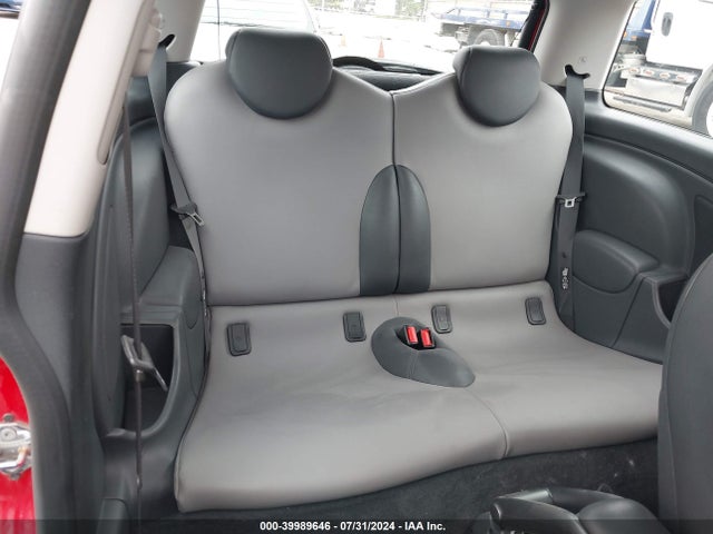 2006 MINI COOPER S WMWRE335X6TJ35671 Photo 7