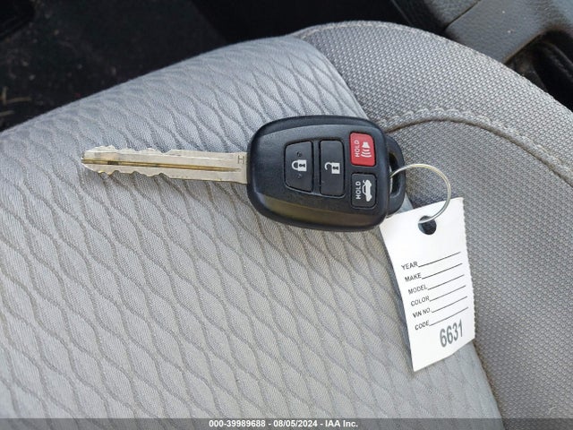 Toyota COROLLA LE 2016 5YFBURHE2GP515423 Image 11