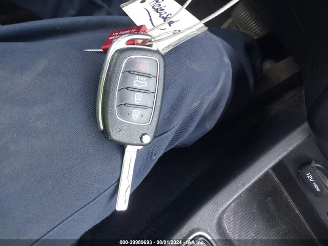 Hyundai SONATA SE 2018 5NPE24AF0JH692789 Image 11