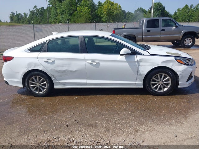 Hyundai SONATA SE 2018 5NPE24AF0JH692789 Image 14