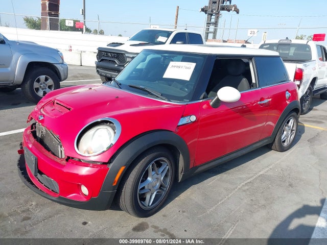 2009 MINI COOPER S WMWMF735X9TW85245 Photo 1
