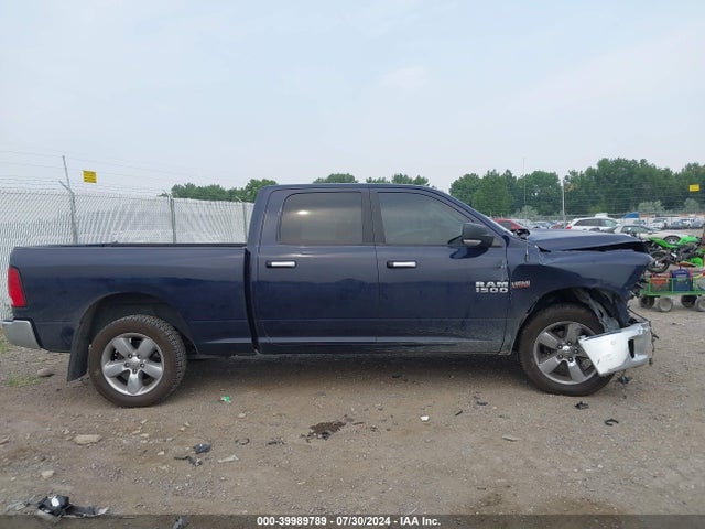 1C6RR7TT8HS602745 RAM 1500 Big Horn  4x4 6'4 Box